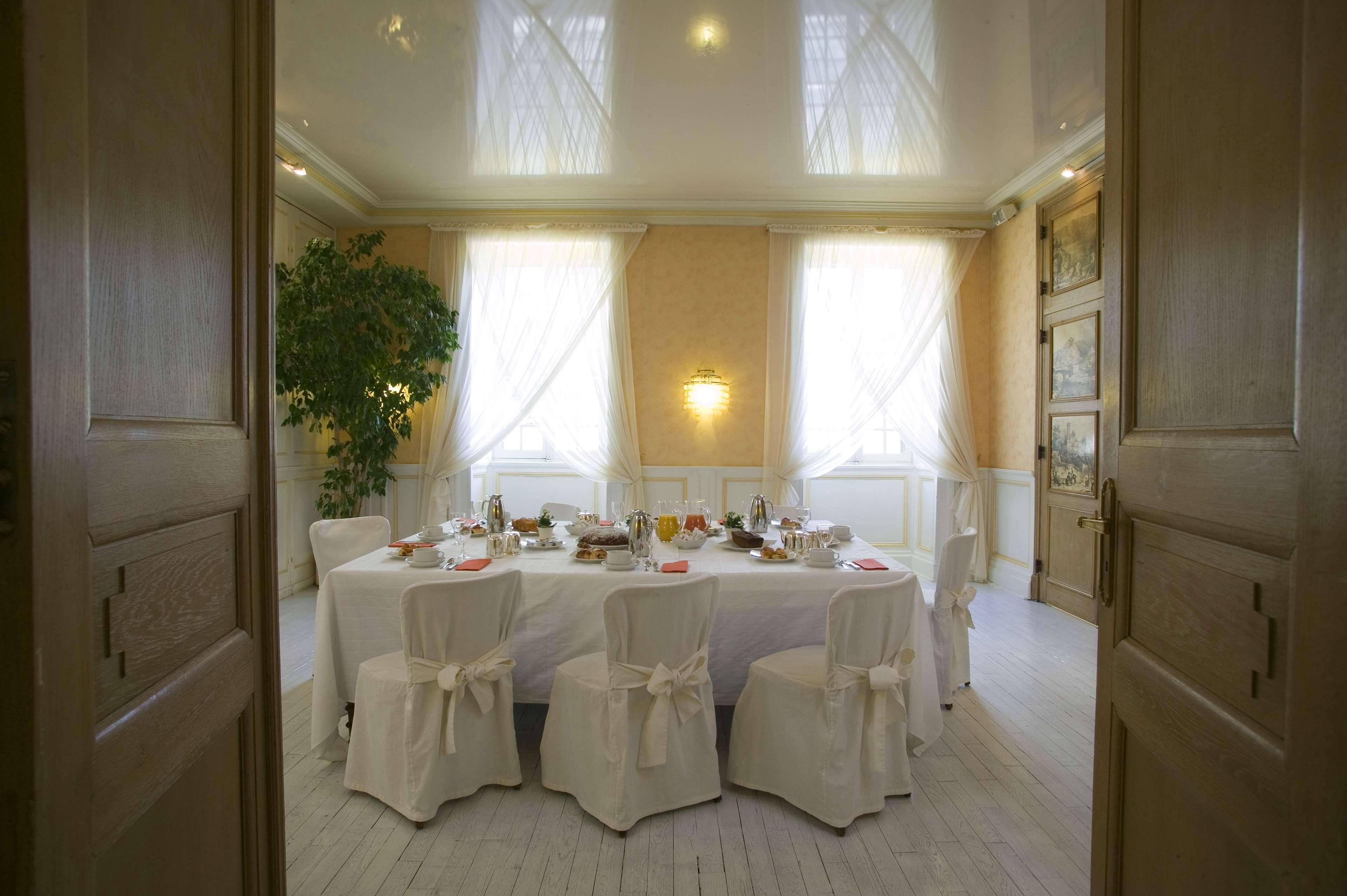 Best Western Grand Hotel De Bordeaux Aurillac Exterior photo