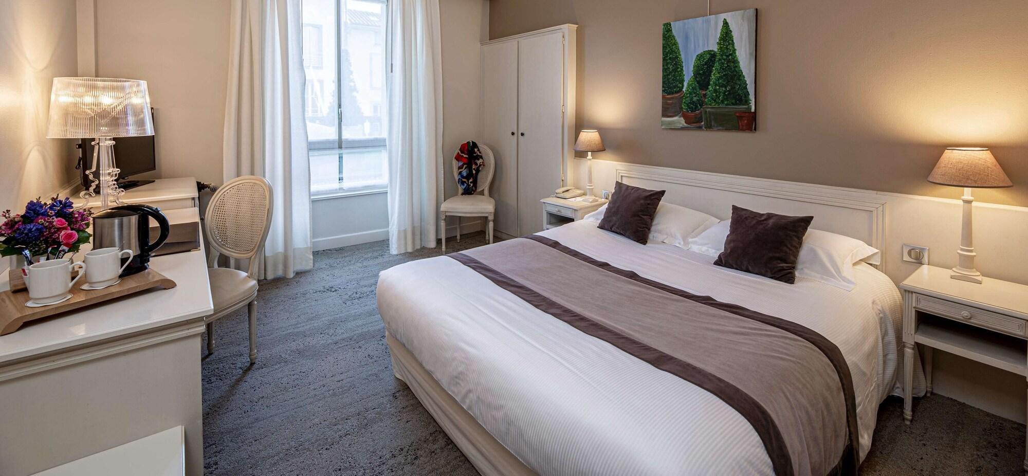 Best Western Grand Hotel De Bordeaux Aurillac Exterior photo